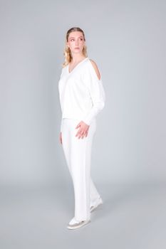suéter con hombros descubiertos off white sm