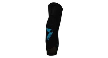 Seven 2015 par de coderas transition negro