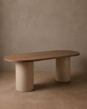 Mesa comedor ovalada madera marrón oscuro y microcemento beige 160cm