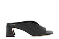 zueco de cuero napa black