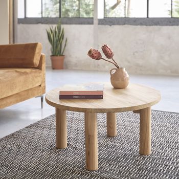 Mesa baja redonda de teca maciza