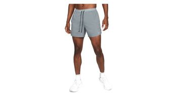 Pantalon corto nike dri fit stride gris