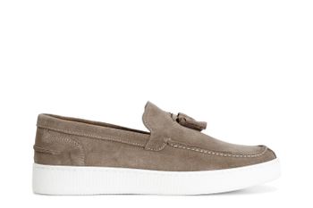 mocasines de piel de ante con borlas y suela tipo caja para hombre taupe
