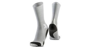 X socks run discover merino crew socks grey light sand