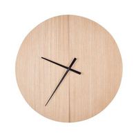 reloj de pared clasico con forma oval hecho en mdf acabado madera clara 60 cm cabic