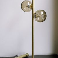 lampara de sobremesa lineal 2 luces