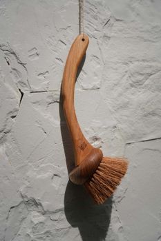Cepillo de madera de teca en marrón 9x33x8 cm