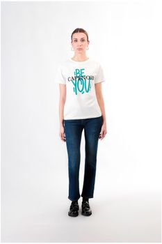 camiseta de manga corta con logo be you white s