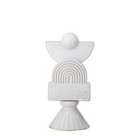 objeto decorativo en arenisca blanca h27