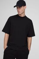 camiseta oversize recta con cuello extendido y estampado homme negro
