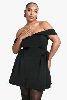 Vestido Plus Skater Plisado Con Escote Barco, Negro
