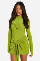 vestido mini fruncido con nudo verde