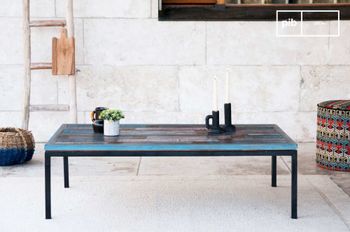 Mesa industrial de madera azul