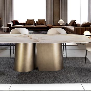Mesa de comedor numa