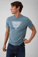 camiseta con logo