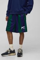 pantalon corto deportivo homme de largo medio con rayas verde