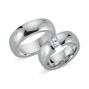 Alianzas 8 quilates oro blanco con diamante