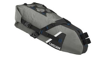 Mochila sobre sillin camelbak m u l e 9l gris   negra