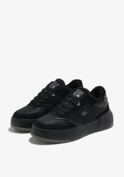 Zapatillas con Forro Cálido Urbanas Court Fleece Full Black Sneakers de Mujer - Negro