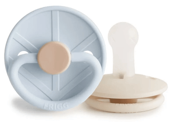 Frigg Little Viking Chupete Block Silicona Powder Blue/Cream +6m 2 uds
