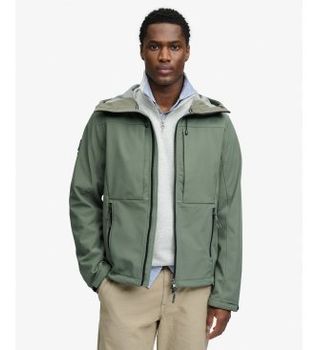 Superdry para hombre. M5012327A Chaqueta Softshell Trekker verde (L), Casual, Poliéster Reciclado