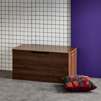 Banco arcón, fin de cama, decoración en madera de nogal