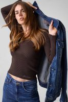 jersey con cuello en v