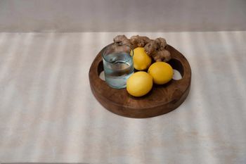 Bandeja de servir de madera de teca en marrón 30x30x4 cm