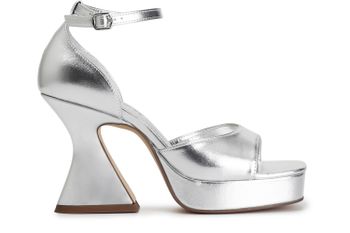 sandalias con refuerzo y efecto laminado silver