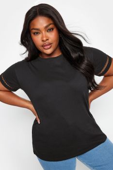 Limited Collection Camiseta Negra De Algodón Con Ribete De Crochet, Mujer Curvy Y Tallas Grandes, Limited Collection