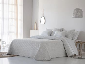 Colcha boutí rodas de jvr. piqué jacquard reversible