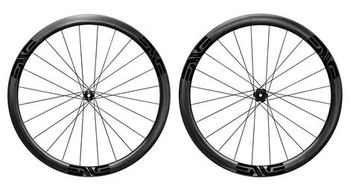 Juego de ruedas enve ses 3 4 700 mm   12x100   12x142 mm   center lock   black decal