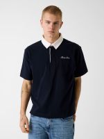 polo con logo bordado