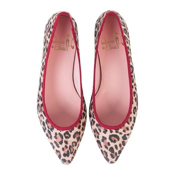 Bailarina punta alargada ante leopardo vivo rojo - Modelo Persia.