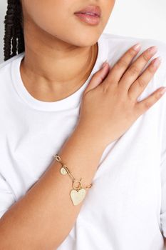 Pulsera De Cadena Dorada Con Corazón