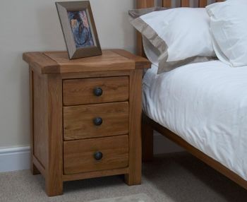 Bramley Oak 3 Drawer Bedside Chest