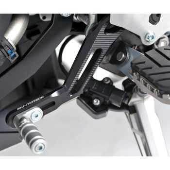 Pedal reposapiés Triumph Tiger 800 marcha SW-Motech