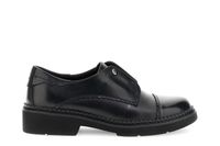derby con efecto piel cepillada black