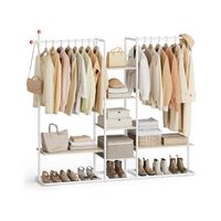armario abierto con multiples estantes y barras para dormitorio beige natural  blanco mate