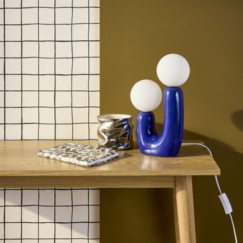 Lámpara de mesa interior orgánica de cerámica y vidrio, azul