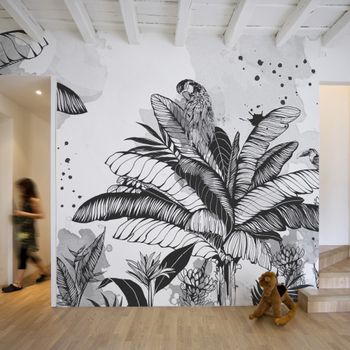 Papel pintado panorámico paisaje de jungla y loro, blanco y