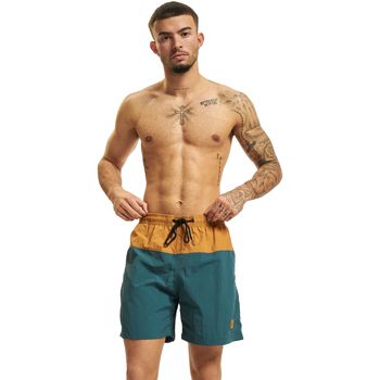 Urban Classics Short TN159 para hombre