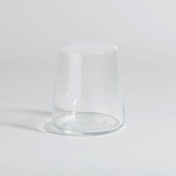 Vaso de vidrio transparente
