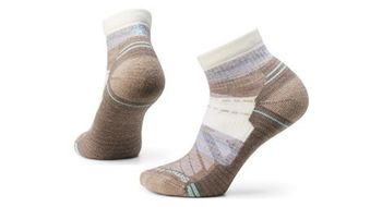 Calcetines tobillerossmartwool light cushionpara mujer beige