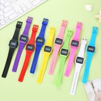 nueva marca de lujo reloj para ninos reloj deportivo de goma led electronico multifuncion para ninos relojes digitales impermeables para hombres y mujeres