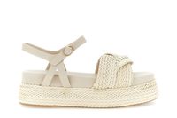 sandalia gilda en sintetico tejido y cuna beige