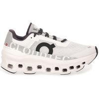 on zapatillas de running cloudmonster para mujer