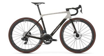 Megamo raise 07 bicicleta carretera sram rival axs 12v 700 mm negro gris blanco2026