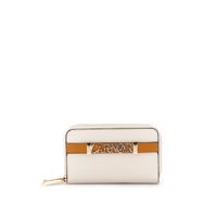cartera mediana con doble cremallera y efecto piel granulada creamleather