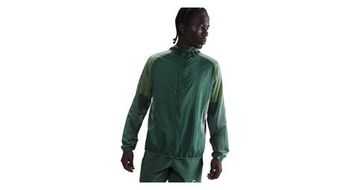 Chaqueta cortaviento nike trail aireez verde  hombre